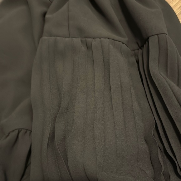 Black Pleated Dress‎ Downeaster women’s size medium  3/4 ruffle sleeves - Picture 8 of 10